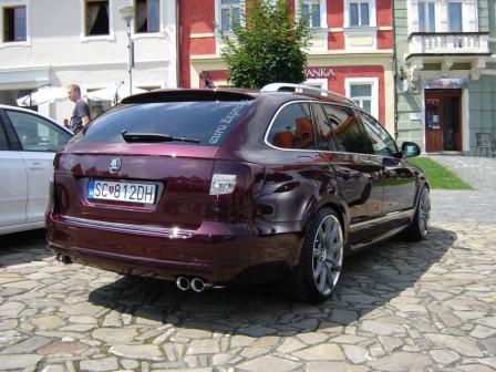 Škoda Superb 