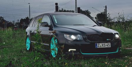  Škoda Superb Low